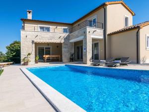 Patricia Comfortable holiday residence 