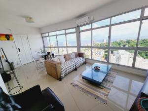 Luxury Surround Sea View Apartment