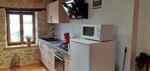 Maisons de vacances O JOLi BUGEY : photos des chambres