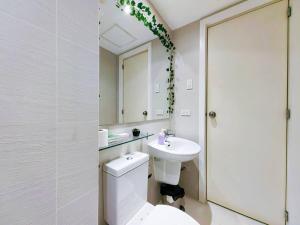 1BR Condotel at Azure Urban Resort Near Airport #AZ03