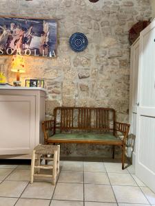 à St Rémy Petite maison au coeur du village