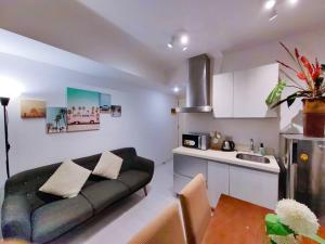 1BR Condotel at Azure Urban Resort Near Airport #AZ01