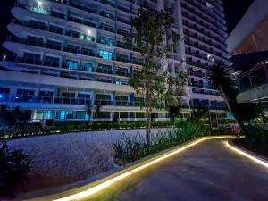 1BR Condotel at Azure Urban Resort Near Airport #AZ01