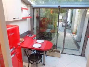 Maisons de vacances Studio maisonnette 200 m de la plage tout a pieds : photos des chambres