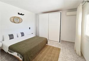 Amazing Finca With Pool & Forest - 4BR - Walk to UNVRS and AMNESIA