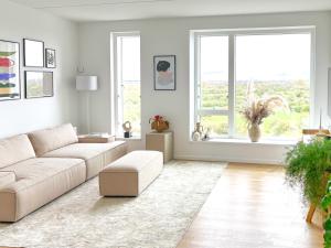 Modern Apartment with Amazing Views