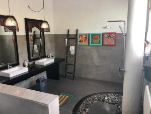 Villa Rizki Candidasa