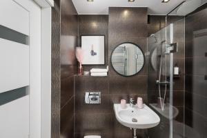 Air-conditioned Premium Loft Warsaw Skyline only 900 m to Central Station