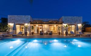 White Stone Villa Hesperia - Poolside Escape Close to Laganas Beach
