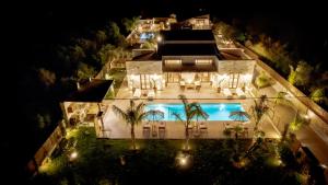 White Stone Villa Hesperia - Poolside Escape Close to Laganas Beach