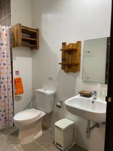 Marias Guest House, Restaurant & Bar