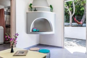 Estia B - Studios & Apartments