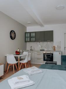 Apartments Milivojevic