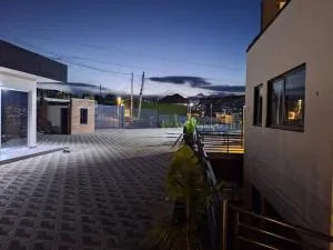 Lujo Appartement - Kibali