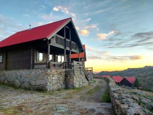 Chalé de Montanha com sons de rio