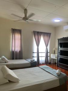 Landed 3BR near Bangi Wonderland - Wi-Fi, Netflix