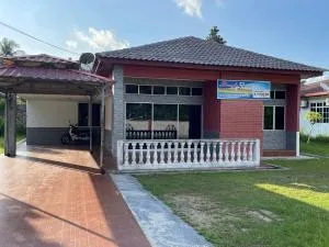 Banglo Hj Man Taman Paroi Jaya - Kampong Egang