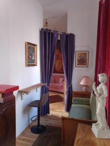 Le couvent des Capucines - Dortoir vélo Via Rhona - Les petites Féés