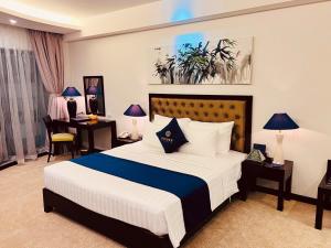 SANDALS ISLAND HOTEL
