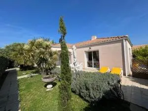 Les Sables d'Olonne, villa de charme, conviviale, idéale en famille ou entre amis - jacuzzi intérieur - 滨海奥洛讷