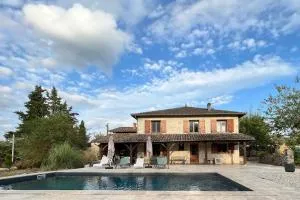 Maison de caractère avec piscine 1h de Toulouse - Cayriech