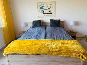 45m2 Buda hillside with panorama & free parking!