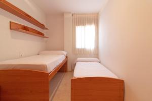 Global Properties, Apartamento con terraza de 70m y piscina en Canet de Berenguer