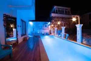 Tek Han Kumkuyu - 梅尔辛