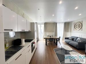 23 - Charming Parisian Flat in Paris