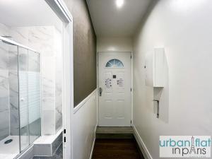 23 - Charming Parisian Flat in Paris