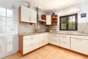 Villa Maria by Aguilarent