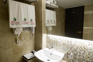 dmore kuakata hotel and resort