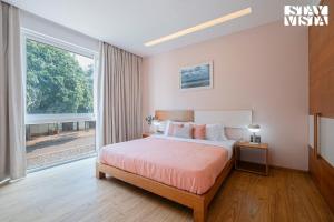 StayVista - The Bluewaters Apartment with Indoor Pool & Games in South Goa