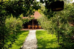 Pensiunea Namaesti - Inchiriere integrala