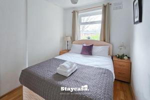 Inviting Serene Abode Large Driveway sleeps 12