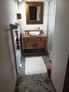 Villas Miller house in a water mill from the 12th century : photos des chambres