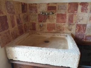 Villas Miller house in a water mill from the 12th century : photos des chambres