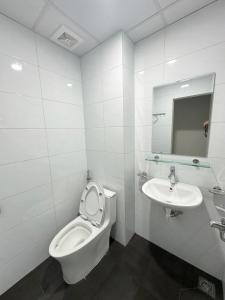 Hanoi Capsule Station Hostel