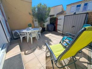 Charmante maison 2 pièces cabine 6 personnes, proche mer et étang, terrasse avec BBQ - FR-1-326-752