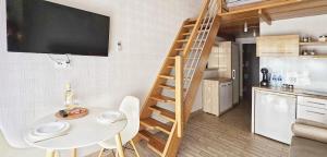 HolidayHomePL Slavia New S8 Międzyzdroje z antresolą i balkonem przy plaży