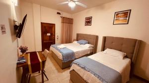 San Pedro Ocean Paradise