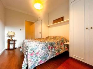 Casa c Wi-Fi e ótima localização em Pinheiros SP