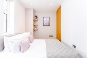 Knightsbridge Residences