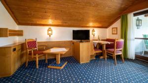 Hotel Alpina