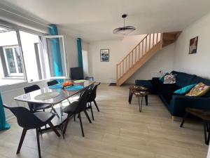 RÉF 329 - RIANTEC maisonnette de type pêcheur 3 pièces avec jardin clos