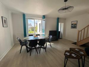 RÉF 329 - RIANTEC maisonnette de type pêcheur 3 pièces avec jardin clos