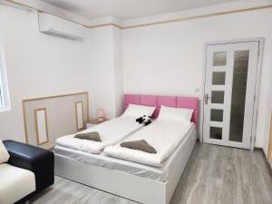 luxury two bedroom Crown Apartament