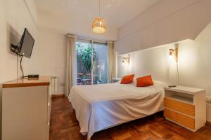 Amplio y clásico 3 amb. con cochera | Recoleta