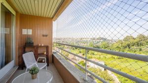 Infante Cozy 1BR w Parking by LovelyStay