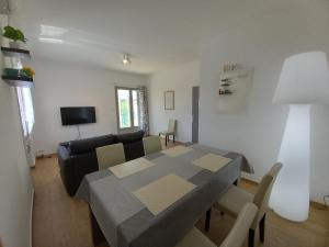 Appartement T3 en duplex Proche Gare avec Parking Privé